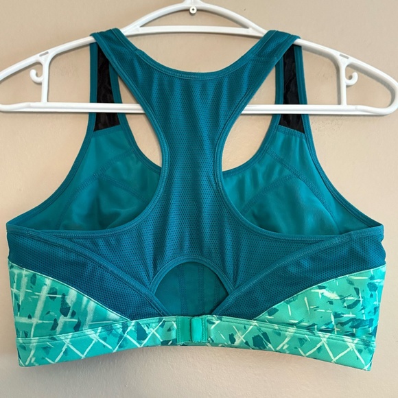 4/$10🎄Moving Comfort Teal Abstract Print Racerback Sports Bra - Picture 8 of 11